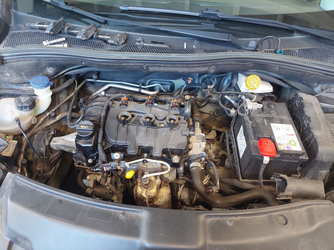 Citroen 1,2 vti benzin motor Citroen 1,2 vti benzin motor